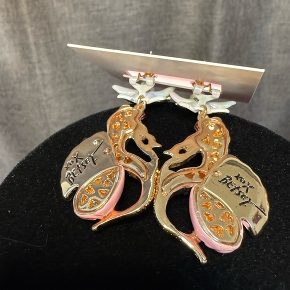 Betsey Johnson Pink Mermaid Starfish Seashell Crystal Flower Dangle Earrings - Picture 6 of 7